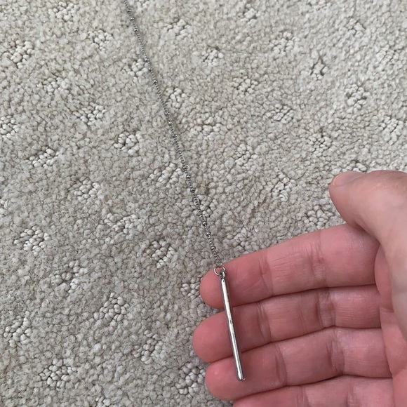 Long line delicate necklace - Picture 2 of 3